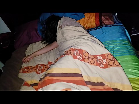 ❤️ Nevlastní syn buzeruje svou mladou nevlastní matku, zatímco ona spí. ❤️❌ Anal video u nás cs.xxxdesichudai.ru ❤
